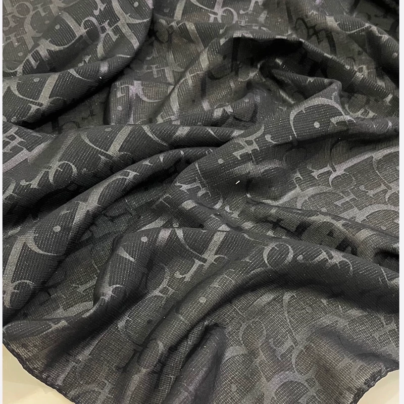 روسری مینی اسکارف نخ ابریشم طرح دیور